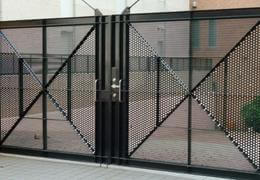 gate-3.jpg